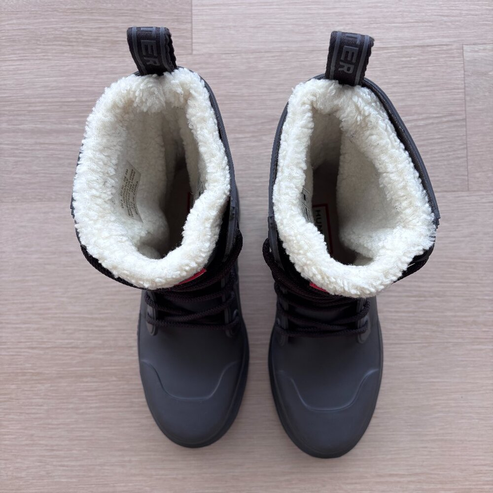 Hunter Diana Insulated Waterproof Boots w/ Shearling – Like New - Picture 4 of 6